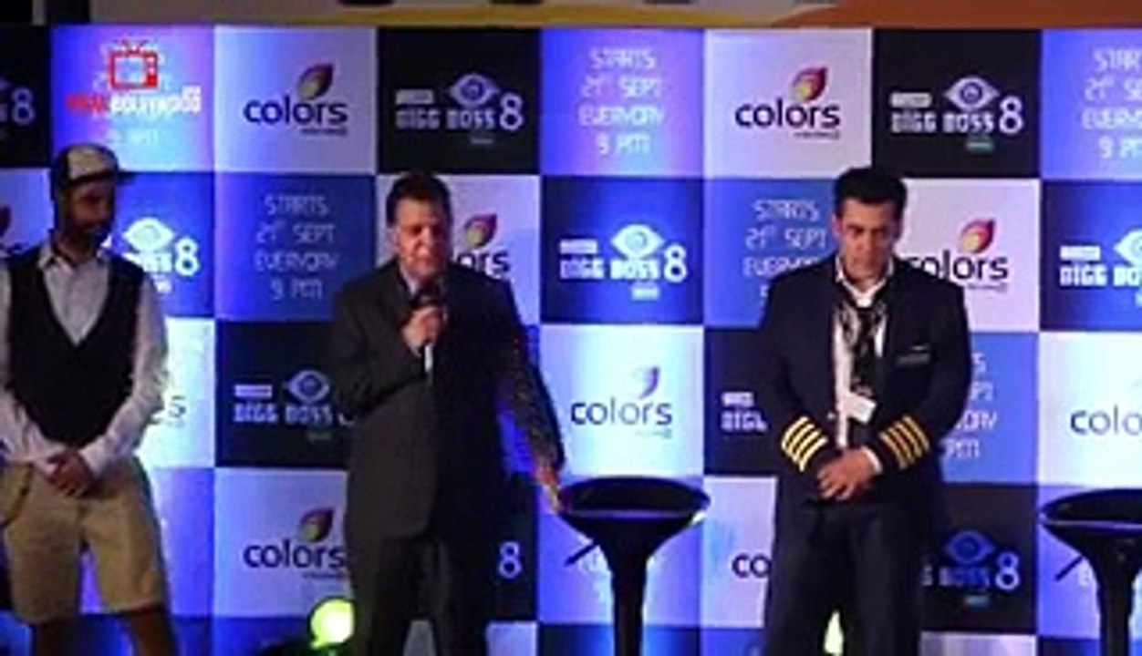 Salman Khan Stop His Friend During AZAN Mashallah