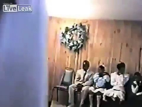 Cenazeye katılan teyzenin dramı!