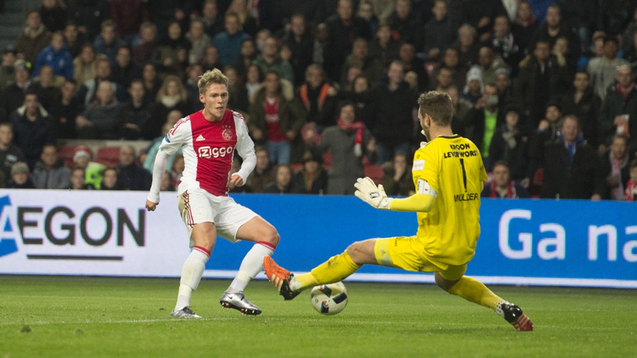 Ajax - Heerenveen (05/12/2015)