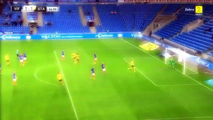 Norwegian goalkeeper scores with a freekick from midfield!