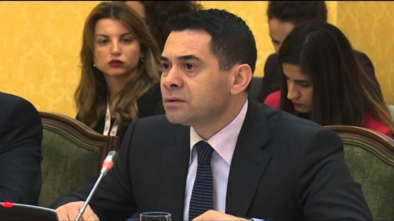 DEBAT PER INVESTIMET PUBLIKE,QEVERIA FAJESON PROJEKTET E DOBETA TE KOHES SE PD LAJM