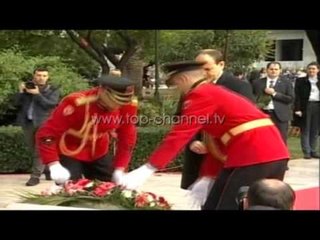 103-vjetori i Pavarësisë, Nishani e Rama në Vlorë - Top Channel Albania - News - Lajme