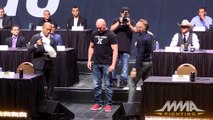 UFC 194 Jose Aldo vs. Conor McGregor Staredown