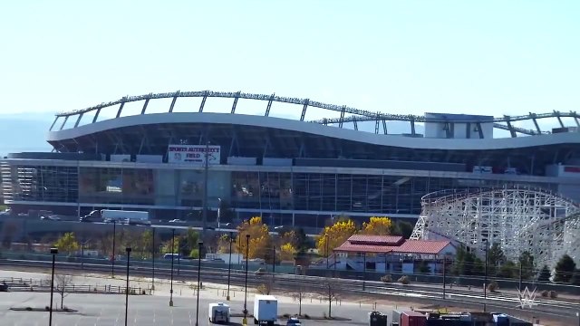 WWE Announcement: Fatal 4-Way Divas match tonight live on Raw!