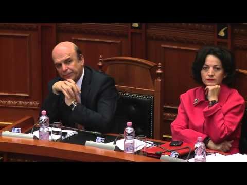 RAMA: BUXHETI 2016-ës RRITJE EKONOMIKE 3.4%. BERISHA: KY ESHTE BUXHETI I KATASTROFES SE VENDIT