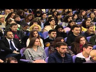 PRESIDENTI KRITIKA PERÇARJES SE POLITIKES NE 8 DHJETOR