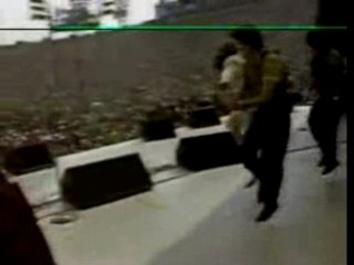 Madonna- Holiday (Live )