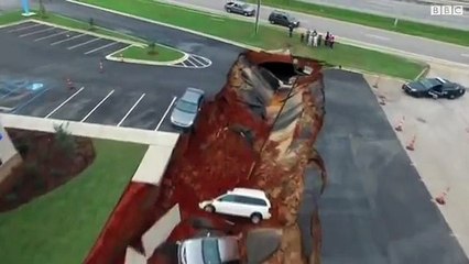 مسیسیپی میں درجنوں گاڑیوں کے ساتھ کیا ہوا