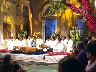 Rahat Fateh Ali Khan - Ay Athra Ishq Naeen Saun Denda