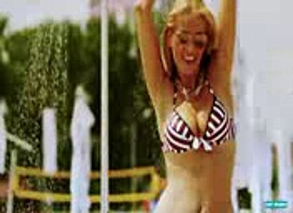 Andreea Banica - Love in Brasil 2010 _HD