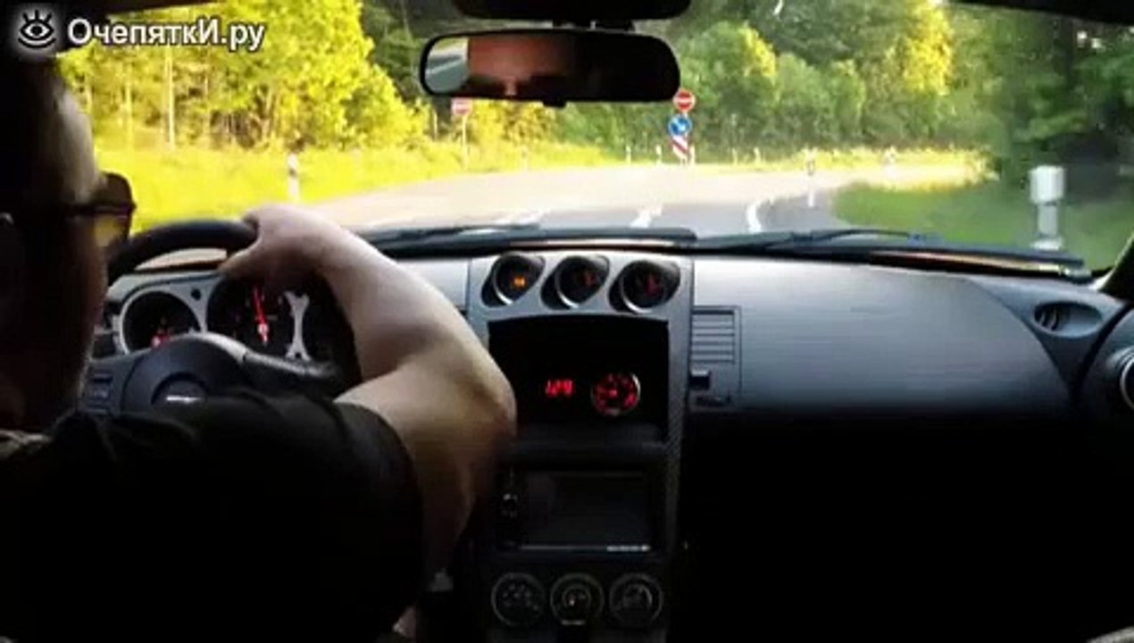 Двойное унижение на дороге