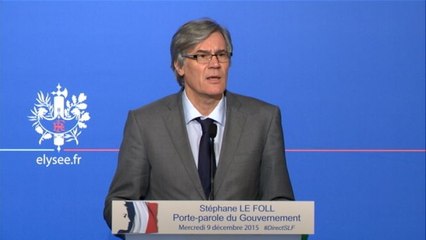 Régionales - Hollande demande "le respect des valeurs de la République"