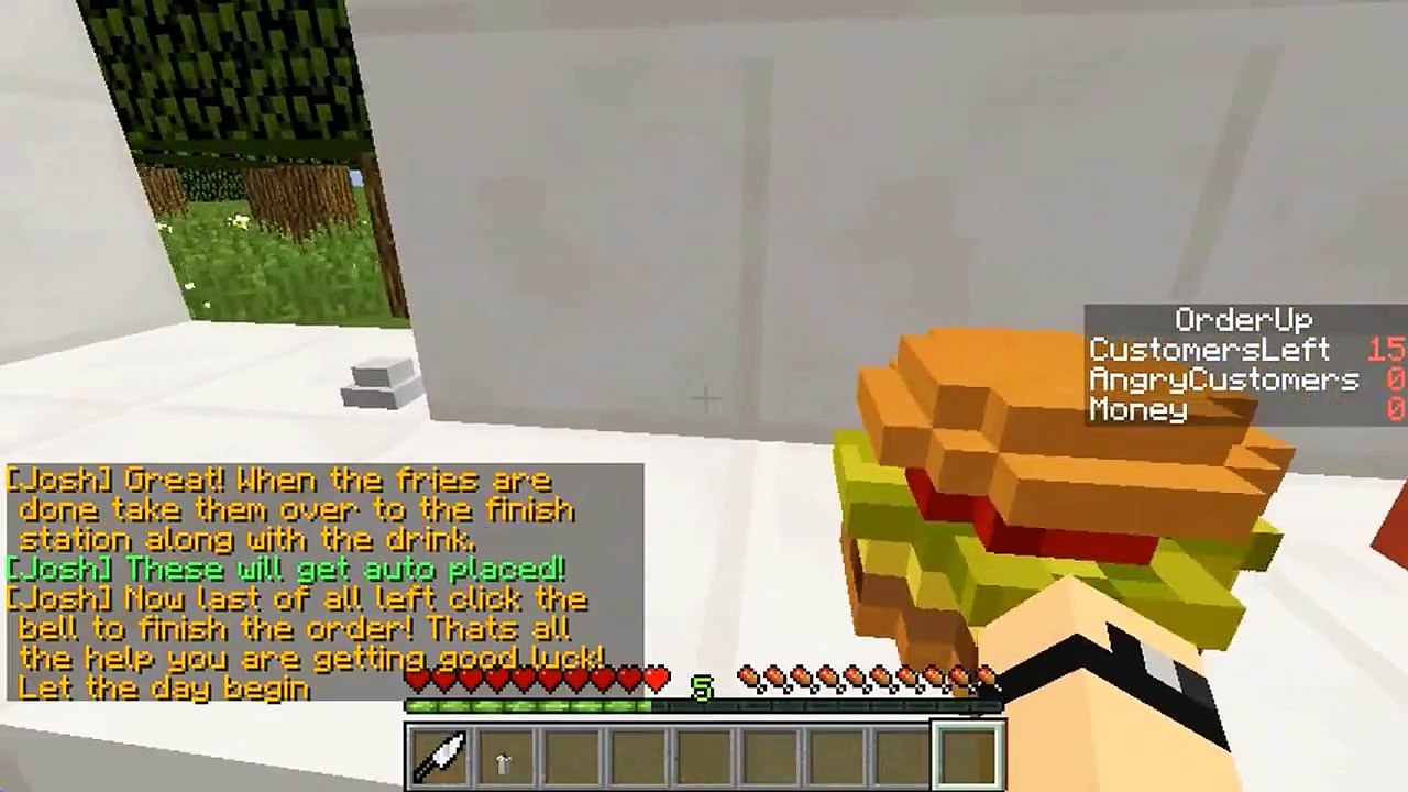 Minecraft Jobs - MY FIRST DAY IN McDONALDS!! w/ Little Kelly & Little Carly