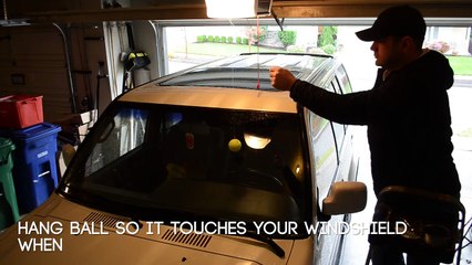 Il place 3 éponges au fond de son réfrigérateur et vous voudrez faire la même chose en comprenant pourquoi !