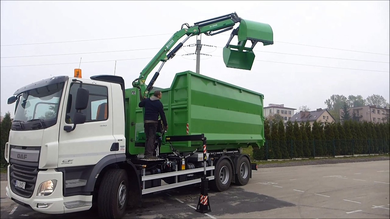 Kontener z żurawiem BEFARD XF2000C i łyżką