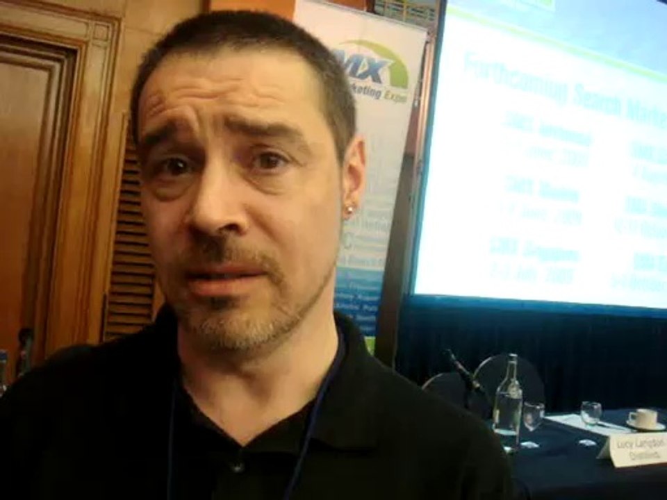 Ammon Johns explains Google Gap. (SMX London 2009) #SearchMarketing