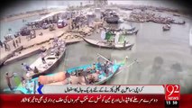 Macheroon Ka Rozgar Khtry Main – 08 Dec 15 - 92 News HD