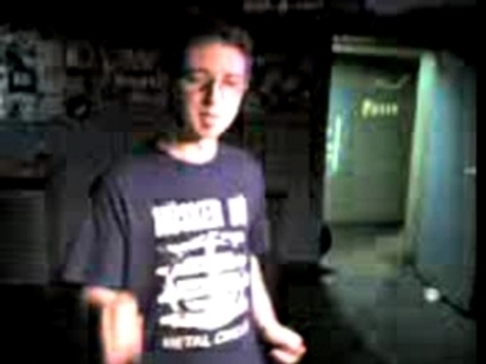 Ryan Vile Shakes it at Bernies