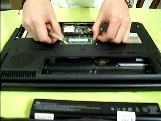 Desarmado Compaq Presario F500AVI