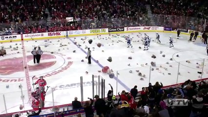 Un match interrompu par… 29.000 peluches !