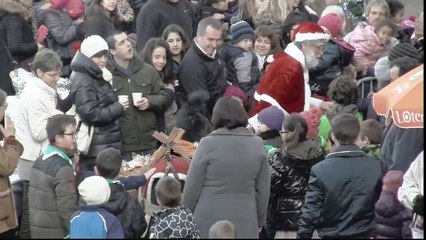 DIRECT MARCHE DE NOEL / OUIE FINE FINALE (AUTO-RECORD) (2015-12-08 15:25:42 - 2015-12-08 16:37:17)