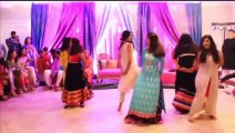 pakistani Beautiful Girl Mehndi Dance 2015