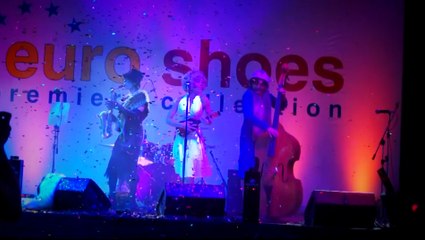 белые+монро+шут+колясочка