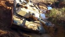 World of Tanks, M1 Abrams tank ENGINE POWER, stuck in the mud and water .