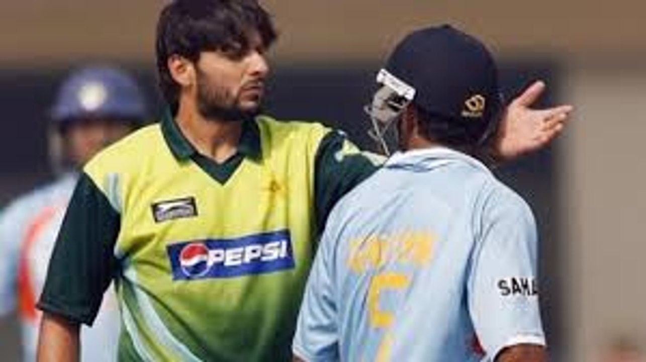 Gambhir - Afridi clash