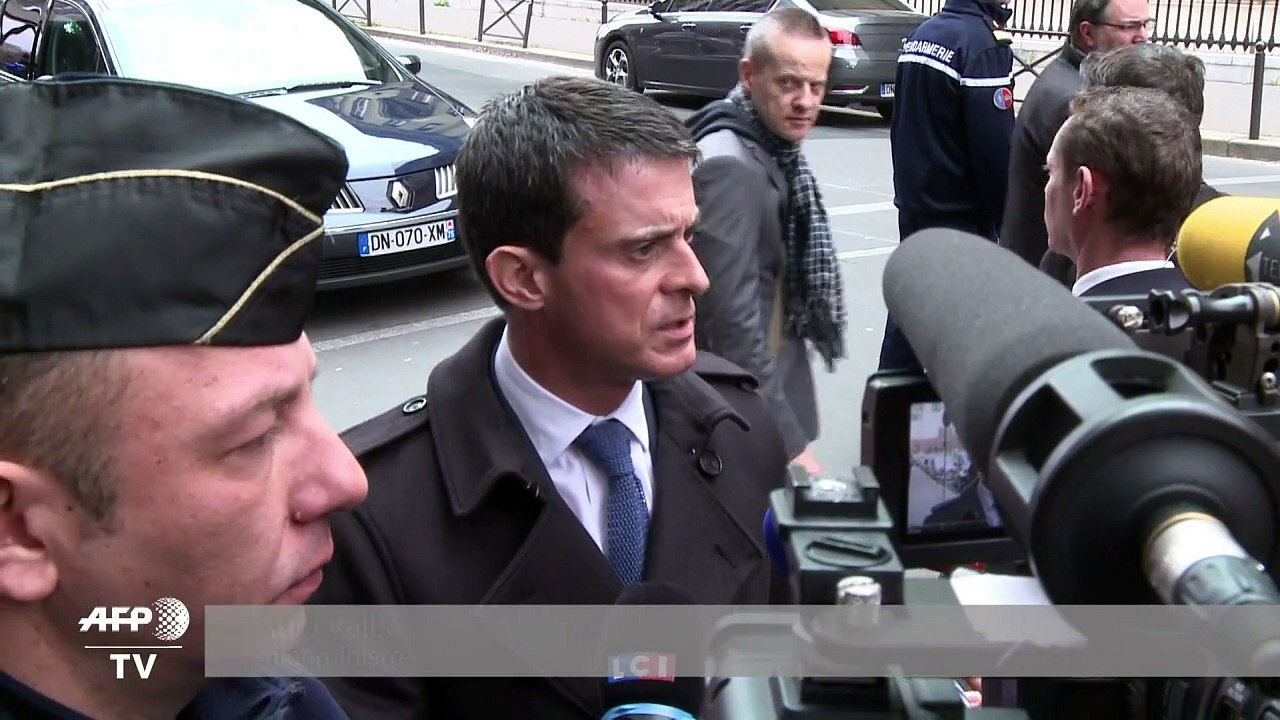Pour Valls, "rien ne justifie" le vote FN, qui "ne sert à rien"