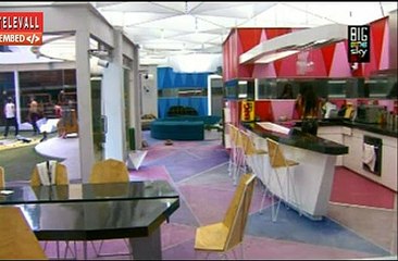 BBMex Rossana limpando a cozinha p3 - 02.12.2015