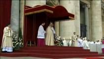 Le pape François lance le 