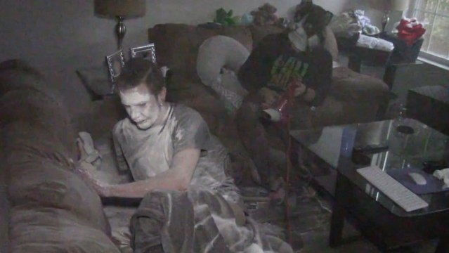 'CatDad' Vigilante Wakes Up Drunk Friend With a Sack of Flour and a Leaf Blower