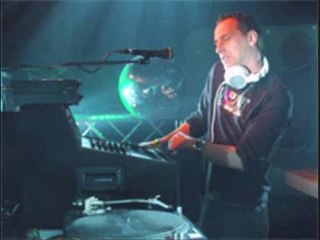 DJ Furax - Carbonate (Remix)