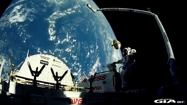 Документальные съемки НЛО или космического мусора