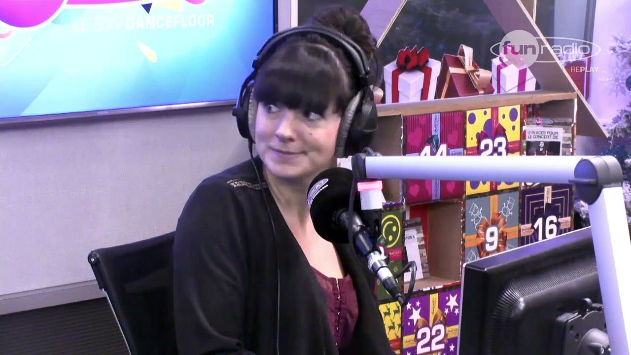 Marion vomi en plein Pourquoi Tu M'appelles ? - Marion et Anne So