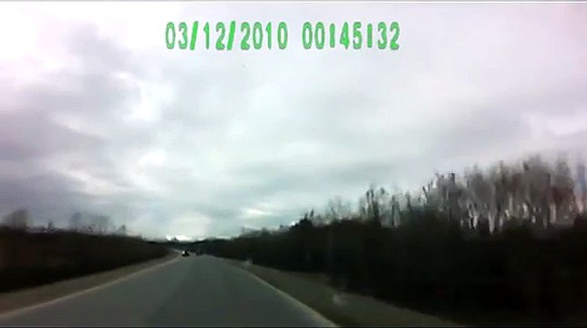 ДТП.Отцепившийся прицеп вылетел на встречку.