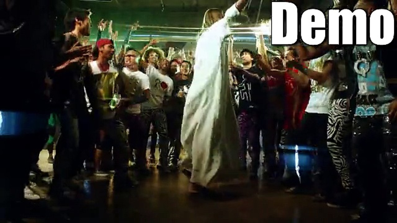 Champagne Showers LMFAO ft. Natalia Kills - Christmas Intro 130 Bpm - Demo