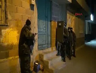 Adana'da 1000 polisle kaçakçılık operasyonu