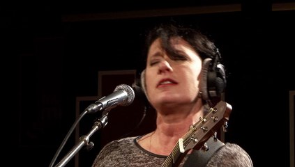 "Quand on s'aime" interprété par Terez Montcalm I Le live de la matinale