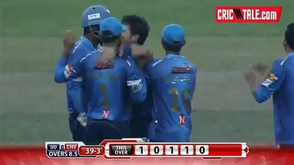 Yasir Shah Takes Ala Catch on His Own Bowling n BPL 2015