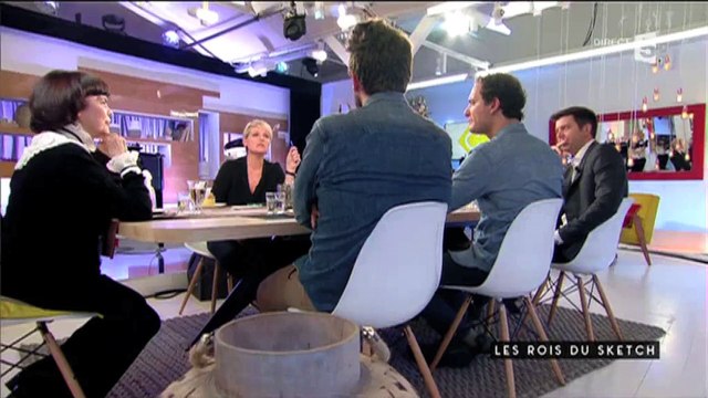 Anne-Sophie Lapix prise d'un fou rire incompréhensible dans C à vous