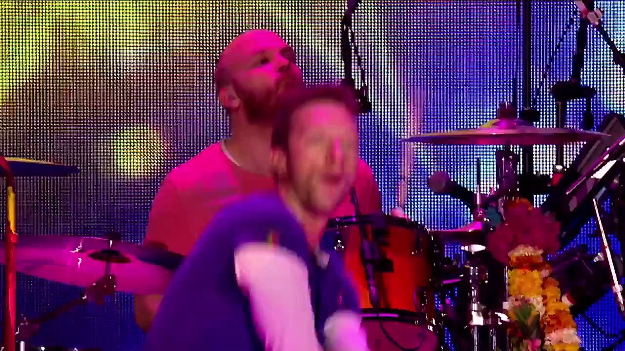 Coldplay - 'A Sky Full Of Stars' (Live at The Jingle Bell Ball 2015)