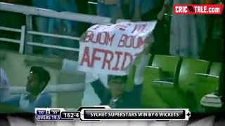 shahid afridi 2 sixes last over today