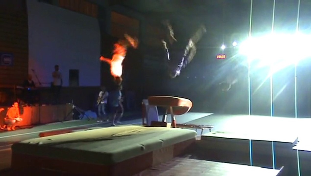 DVD Gala 2015 - 21 - Trampoline Adultes