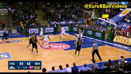 Jordan Taylor against Fraport Skyliners 06.12.2015