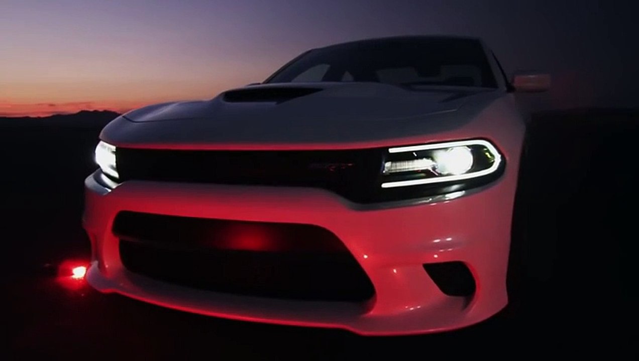Dodge Charger SRT Hellcat : 717 PS !