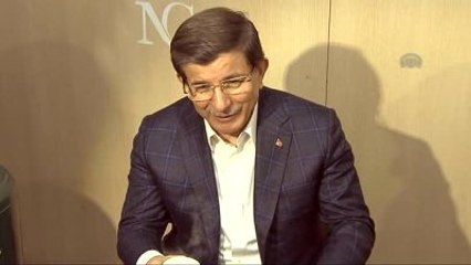 Başbakan Davutoğlu Basın Çadırını Ziyaret Etti (2)
