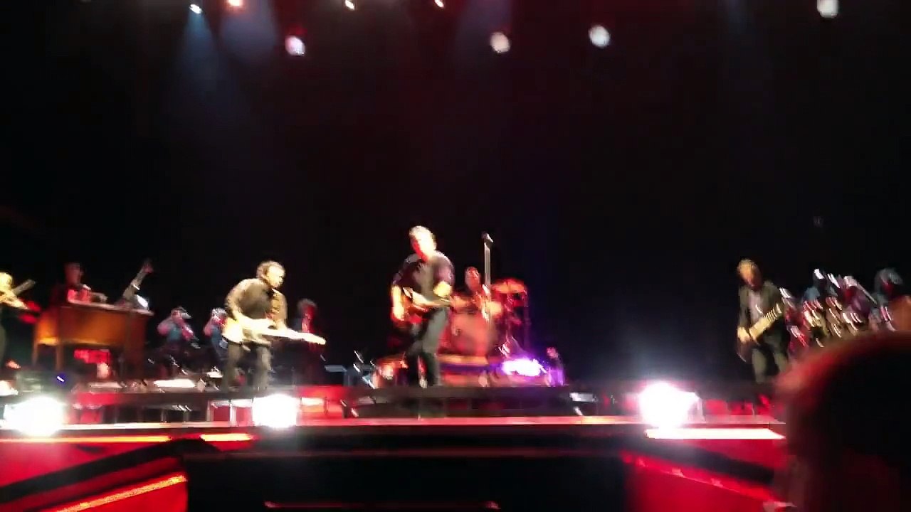 Bruce Springsteen Live in Vienna, 12-07-2012 - Shackled and Drawn