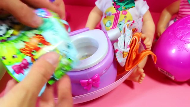 Baby Alive GOES SHOPPING Baby Alive Doll Buys Diapers Baby Food Toys Clothes & Eats Ice Cr